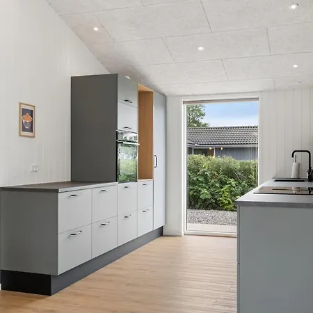 Newly Renovated Near The Water * Hadsund
