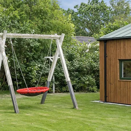 Newly Renovated Near The Water Hadsund